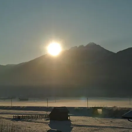 Haus Fischer Nassfeldblick فندق مبيت وإفطار Kirchbach (Carinthia)