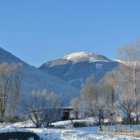 Haus Fischer Nassfeldblick Oda ve Kahvaltı