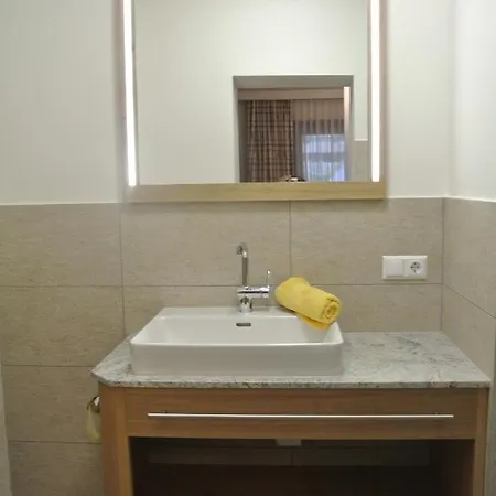 فندق مبيت وإفطار Haus Fischer Nassfeldblick Kirchbach (Carinthia)