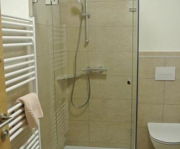 Bed and Breakfast Haus Fischer Nassfeldblick