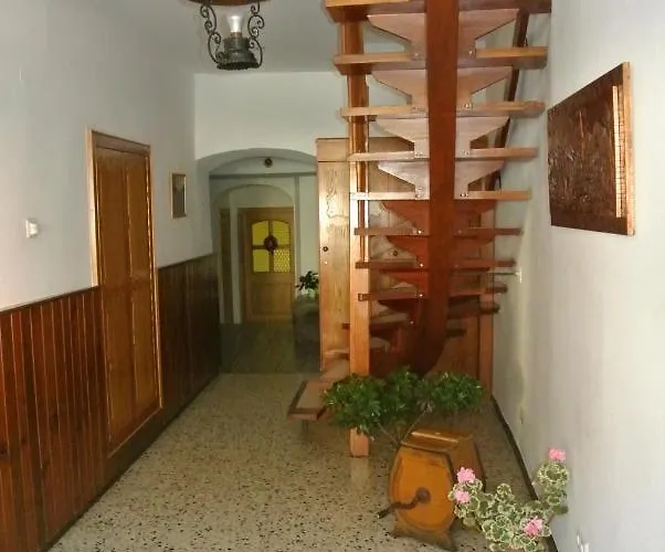 Bed and Breakfast Haus Fischer Nassfeldblick 3*