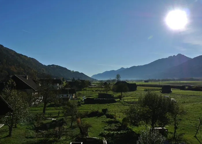 Haus Fischer Nassfeldblick Frühstückspension Kirchbach (Carinthia)